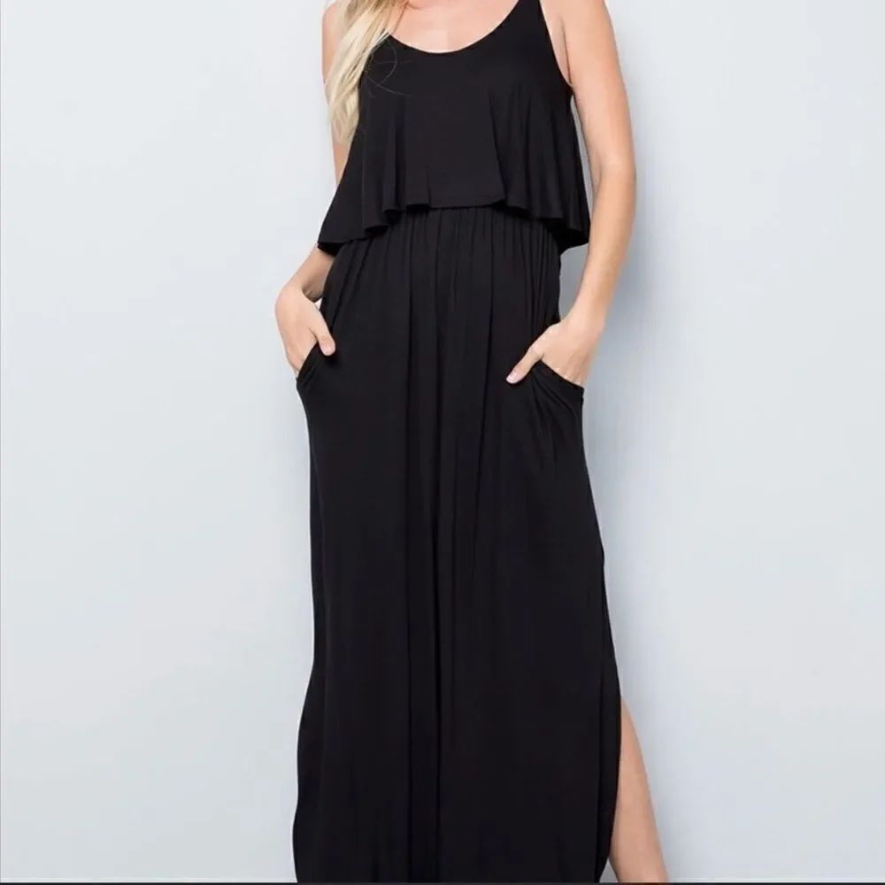 Sweet Lovely Navy Blue Maxie Dress Size Medium